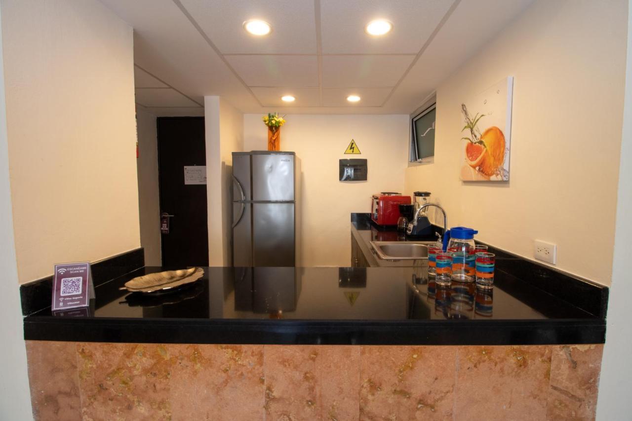 Hotel Villas Segovia Playa Del Carmen Extérieur photo