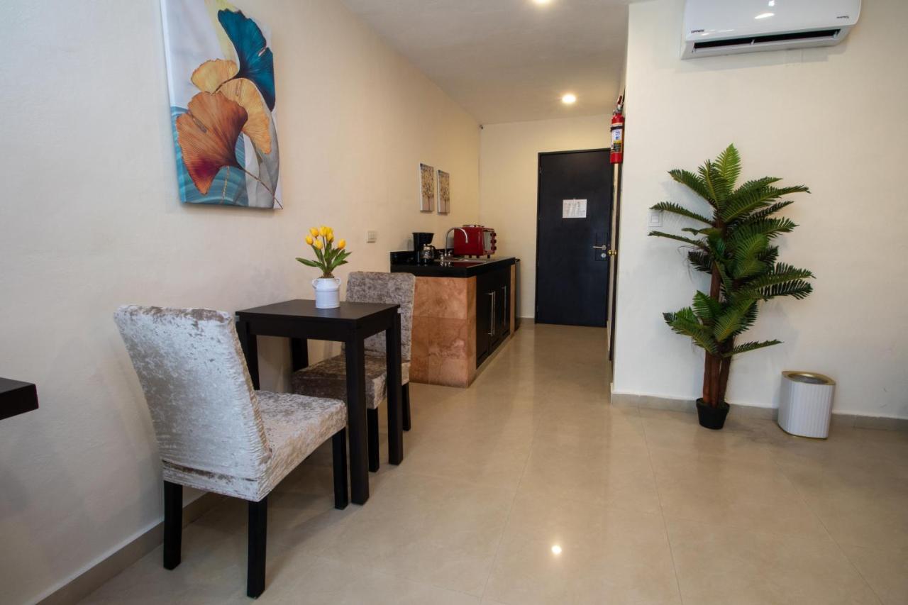 Hotel Villas Segovia Playa Del Carmen Extérieur photo