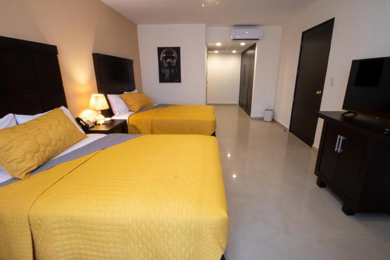 Hotel Villas Segovia Playa Del Carmen Extérieur photo