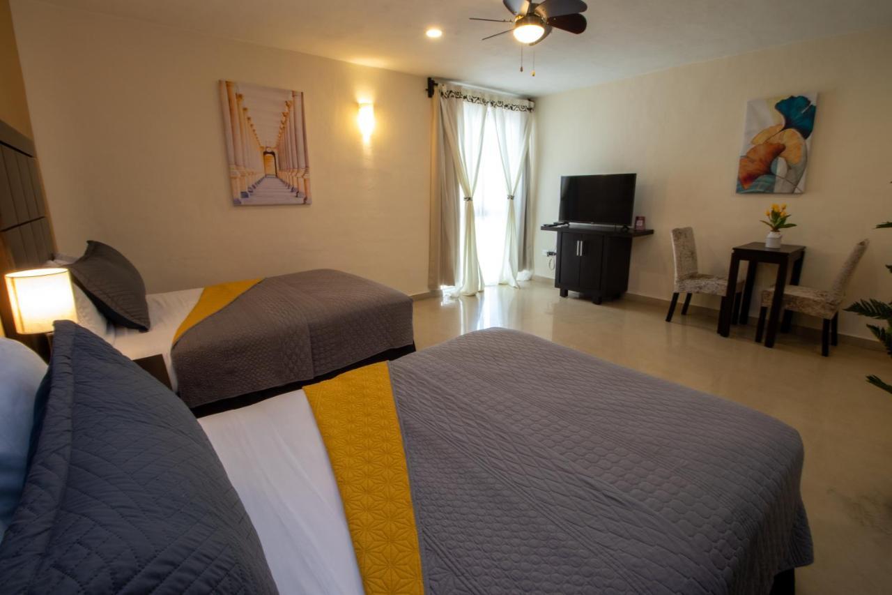 Hotel Villas Segovia Playa Del Carmen Extérieur photo