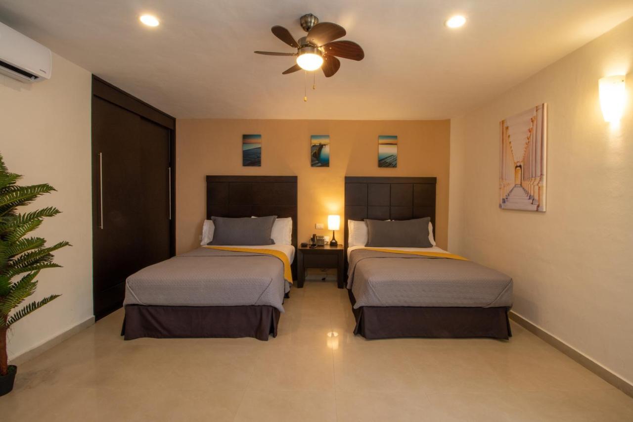 Hotel Villas Segovia Playa Del Carmen Extérieur photo