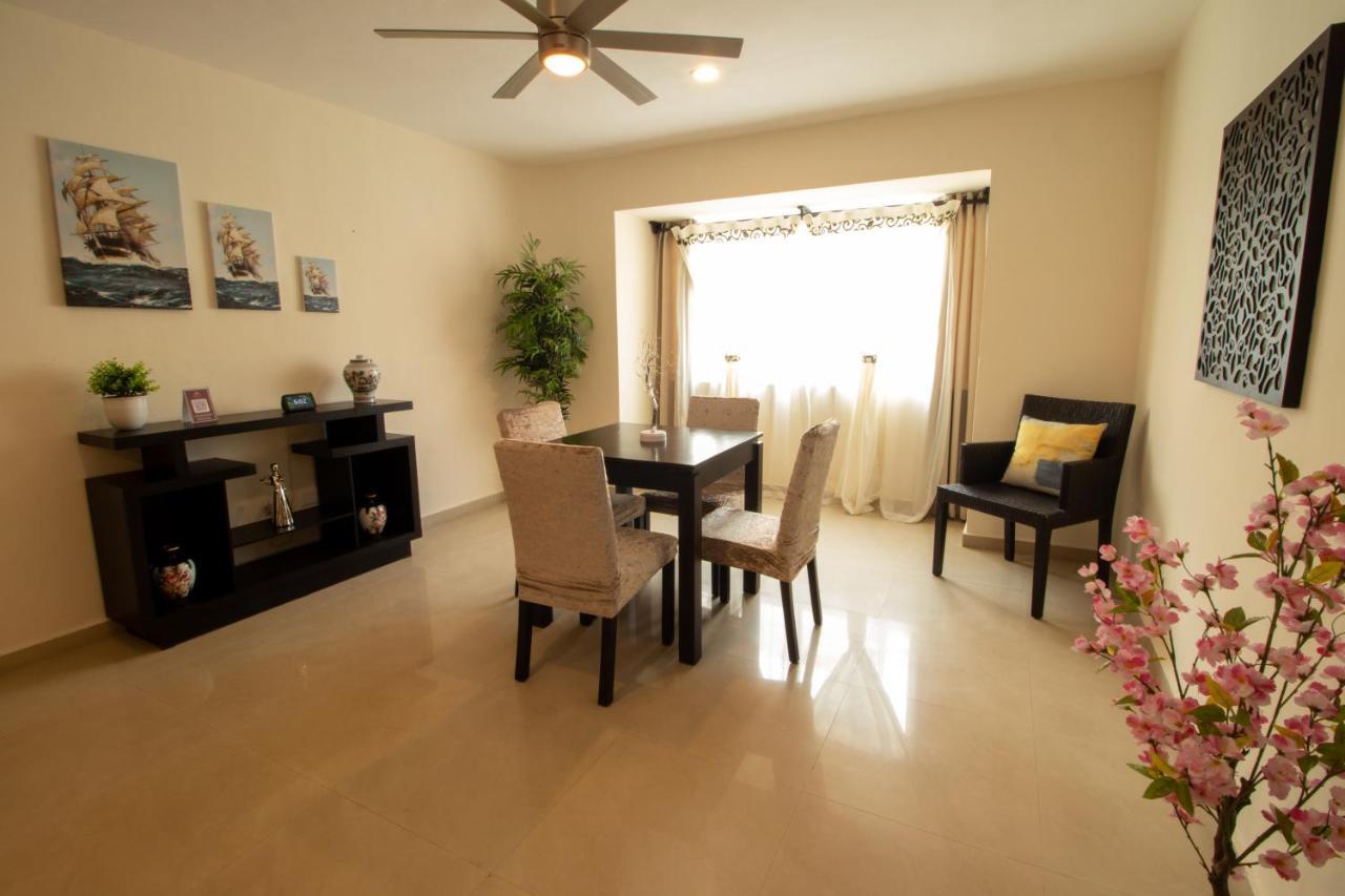 Hotel Villas Segovia Playa Del Carmen Extérieur photo